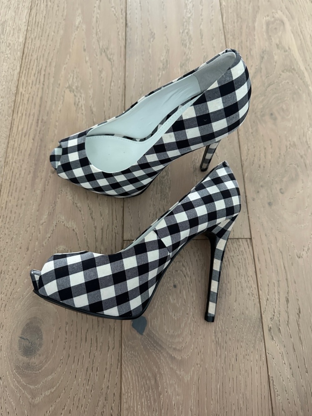 GUESS Black and White Gingham Peep-Toe Heels